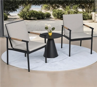 Outdoor Lounge Chair
